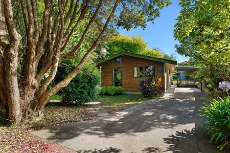 Photo of property in 16 Lupin Road, Otaki, 5512