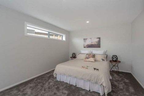 Photo of property in 25a Shrule Place, Huntington, Hamilton, 3210