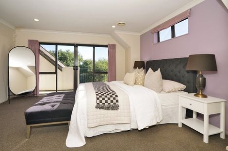 Photo of property in 62 Saint James Drive, Huntington, Hamilton, 3210