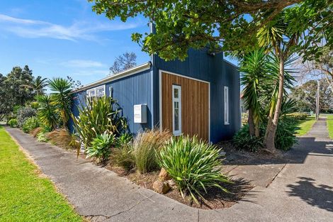 Photo of property in 6 Domain Road, Onerahi, Whangarei, 0110