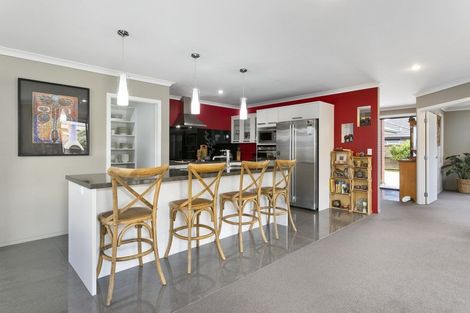 Photo of property in 8a Rose Leigh Drive, Cambridge, 3434