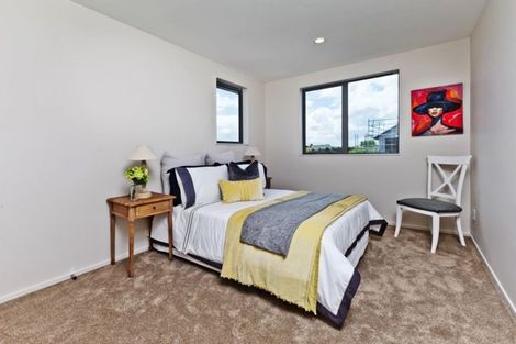 Photo of property in 14 Kaipuke Crescent, Gulf Harbour, Whangaparaoa, 0930