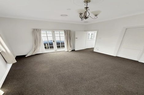 Photo of property in 22 Riddlers Crescent, Petone, Lower Hutt, 5012