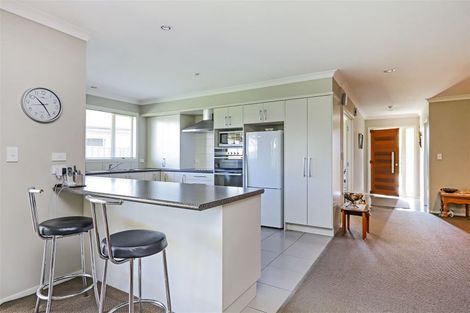 Photo of property in 18 Lowry Place, Frimley, Hastings, 4120