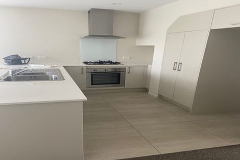 Photo of property in 33 Tribute Loop, Takanini, 2112