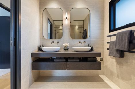 Photo of property in 6 Jacks Point Rise, Jacks Point, Queenstown, 9371