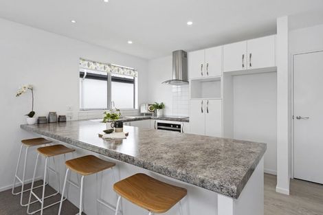 Photo of property in 7b/2 Arosa Place, Parklands, Christchurch, 8083