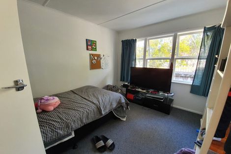 Photo of property in 32 Cutler Street, New Lynn, Auckland, 0600