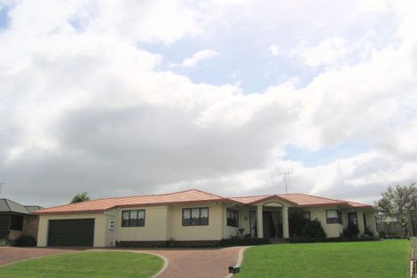 Photo of property in 15 Loveridge Place, Morrinsville, 3300