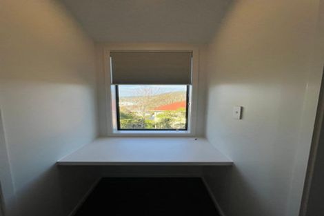 Photo of property in 15 Ara Toutouwai, Karori, Wellington, 6012