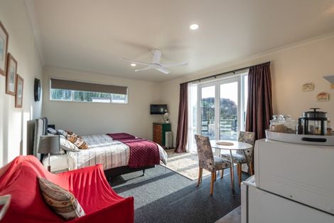 Photo of property in 81 Racecourse Road, Cambridge, 3493