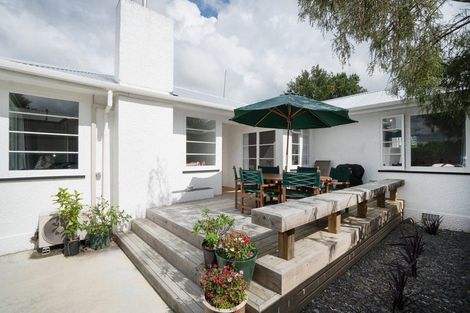 Photo of property in 56 Collingwood Street, Hokowhitu, Palmerston North, 4410