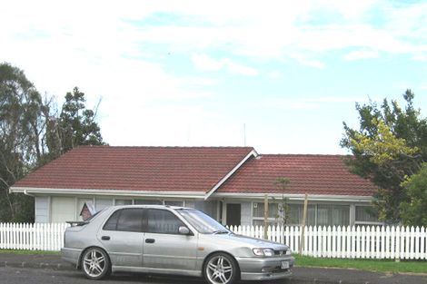 Photo of property in 4 Redwood Drive, Massey, Auckland, 0614