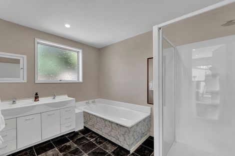 Photo of property in 8b Wyatt Place, Russley, Christchurch, 8042