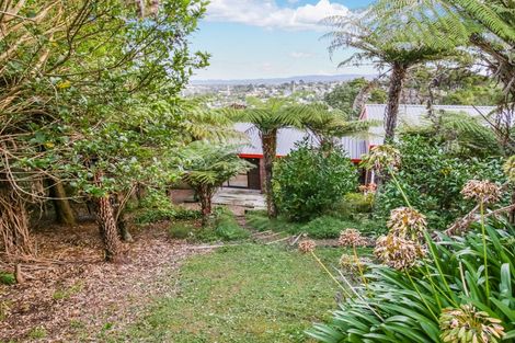 Photo of property in 22 Darcy Place, Massey, Auckland, 0614