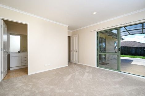 Photo of property in 6 Northridge Terrace, Massey, Auckland, 0614