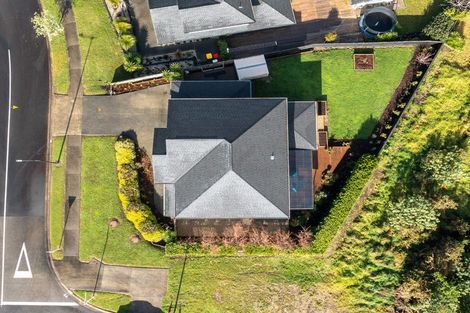 Photo of property in 39 Syd Grant Crescent, Orewa, 0931