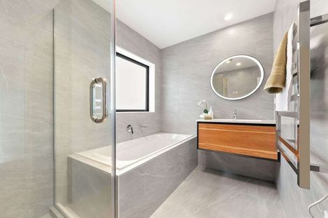 Photo of property in 17e Stanniland Street, Sunnyhills, Auckland, 2010