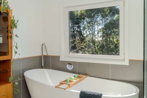 Photo of property in 121c Waimate North Road, Kerikeri, 0293