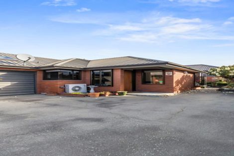 Photo of property in 2/18 Selwyn Street, Maori Hill, Timaru, 7910