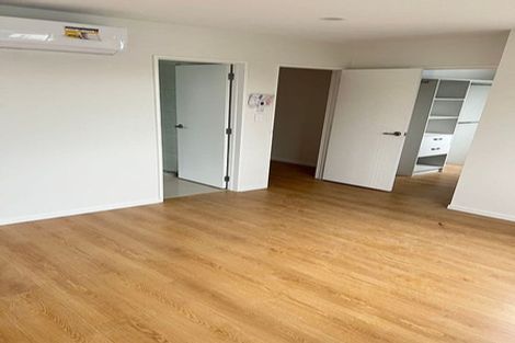 Photo of property in 28 Tiraumea Drive, Pakuranga, Auckland, 2010