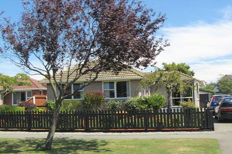 Photo of property in 32 Rydal Street, Hoon Hay, Christchurch, 8025