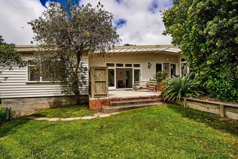 Photo of property in 7 Spencer Street, Crofton Downs, Wellington, 6035