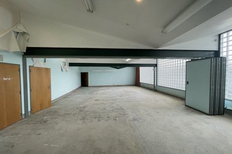 Photo of property in 12 Oma Hoiho Place, Westgate, Auckland, 0614