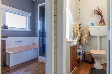 Photo of property in 38 Brogden Street, Otane, 4202