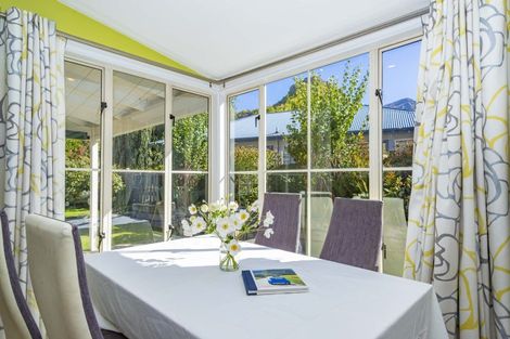 Photo of property in 9 Mcdonnell Road, Arrowtown, 9302