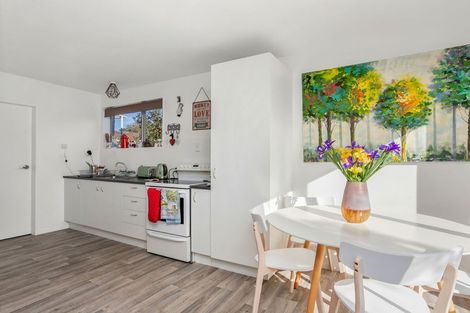 Photo of property in 8 Ashwood Street, Parklands, Christchurch, 8083