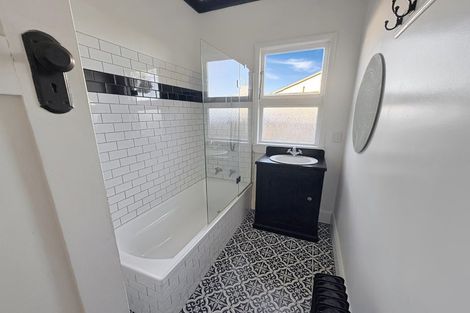 Photo of property in Cheltenham Court, 607 Market Street South, Hastings, 4122