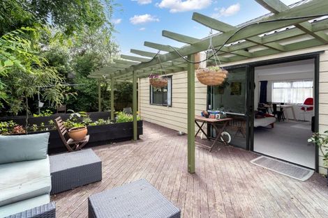 Photo of property in 9 Braemar Place, Avonside, Christchurch, 8061