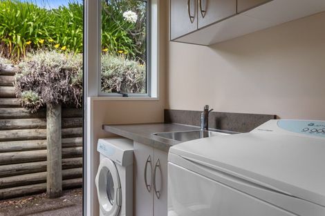 Photo of property in 11 Manuka Terrace, Duvauchelle, 7581