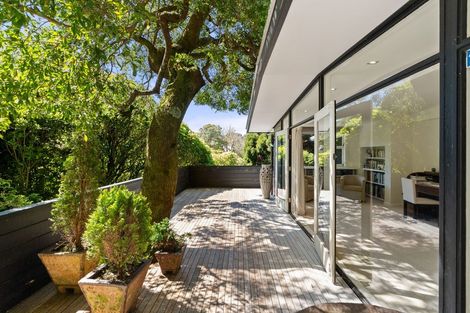 Photo of property in 85 Nicholson Road, Khandallah, Wellington, 6035