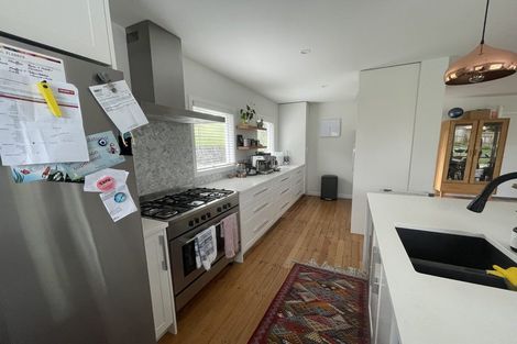 Photo of property in 11a River Road, Te Atatu Peninsula, Auckland, 0610