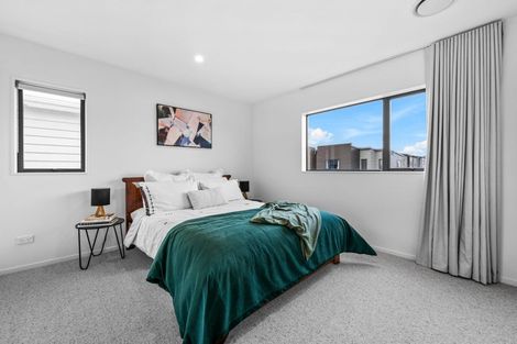 Photo of property in 21 Autumn Blaze Street, Hobsonville, Auckland, 0616