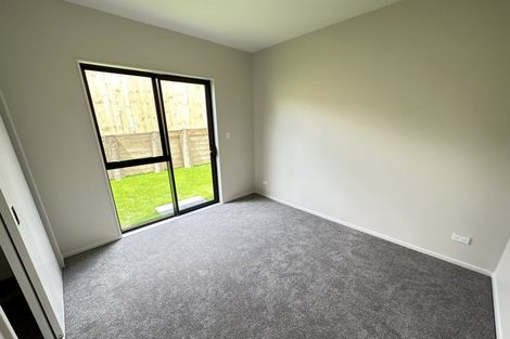 Photo of property in 8 Snuggery Loop, Orewa, 0931