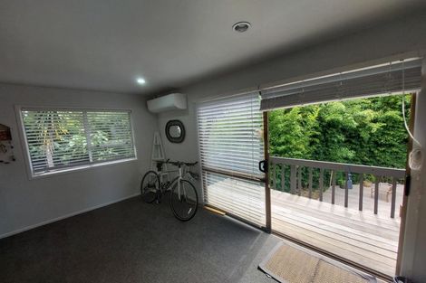 Photo of property in 14 Barnfield Place, Glendene, Auckland, 0602