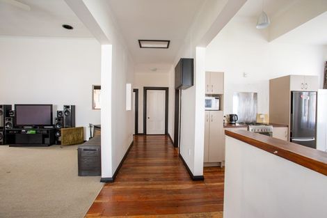 Photo of property in 170 High Street, Dannevirke, 4930