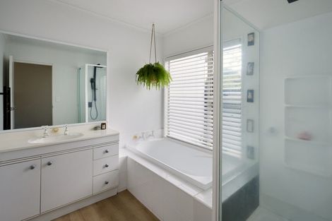 Photo of property in 22 Lotus Avenue, Mount Maunganui, 3116