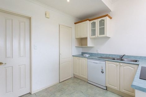 Photo of property in 17 Sea Vista Avenue, Beach Haven, Auckland, 0626