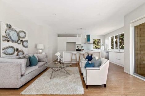 Photo of property in 29 Meteor Place, Schnapper Rock, Auckland, 0632