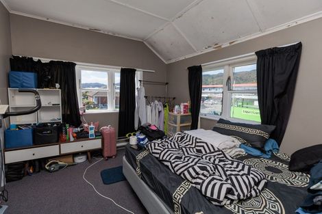Photo of property in 4/87 Cambridge Terrace, Waterloo, Lower Hutt, 5011