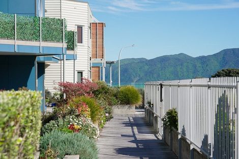 Photo of property in 10/4u Seaview Road, Paraparaumu Beach, Paraparaumu, 5032