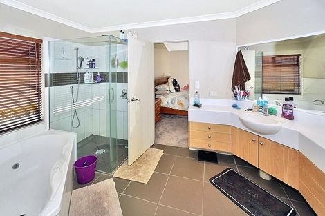 Photo of property in 17 Kopu Drive, Pyes Pa, Tauranga, 3112