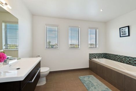 Photo of property in 84 Vicenza Drive, Ohoka, Kaiapoi, 7692