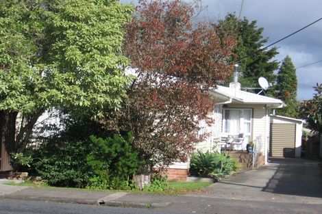 Photo of property in 58 Taikata Road, Te Atatu Peninsula, Auckland, 0610