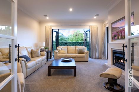Photo of property in 8 Tauwaka Crescent, Riverhead, 0820