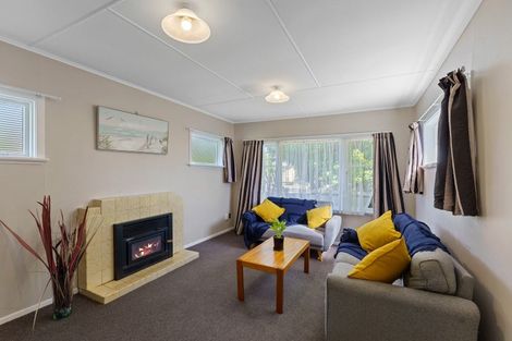 Photo of property in 32 Atmore Avenue, Otaki, 5512